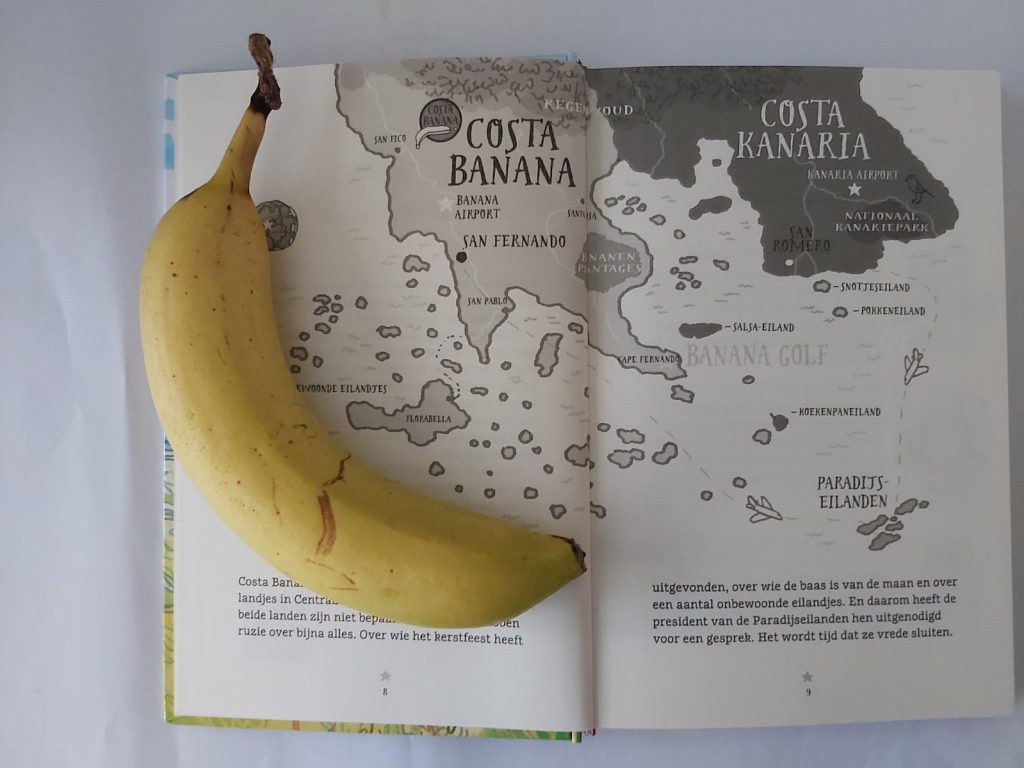 costa banana Jozua Douglas