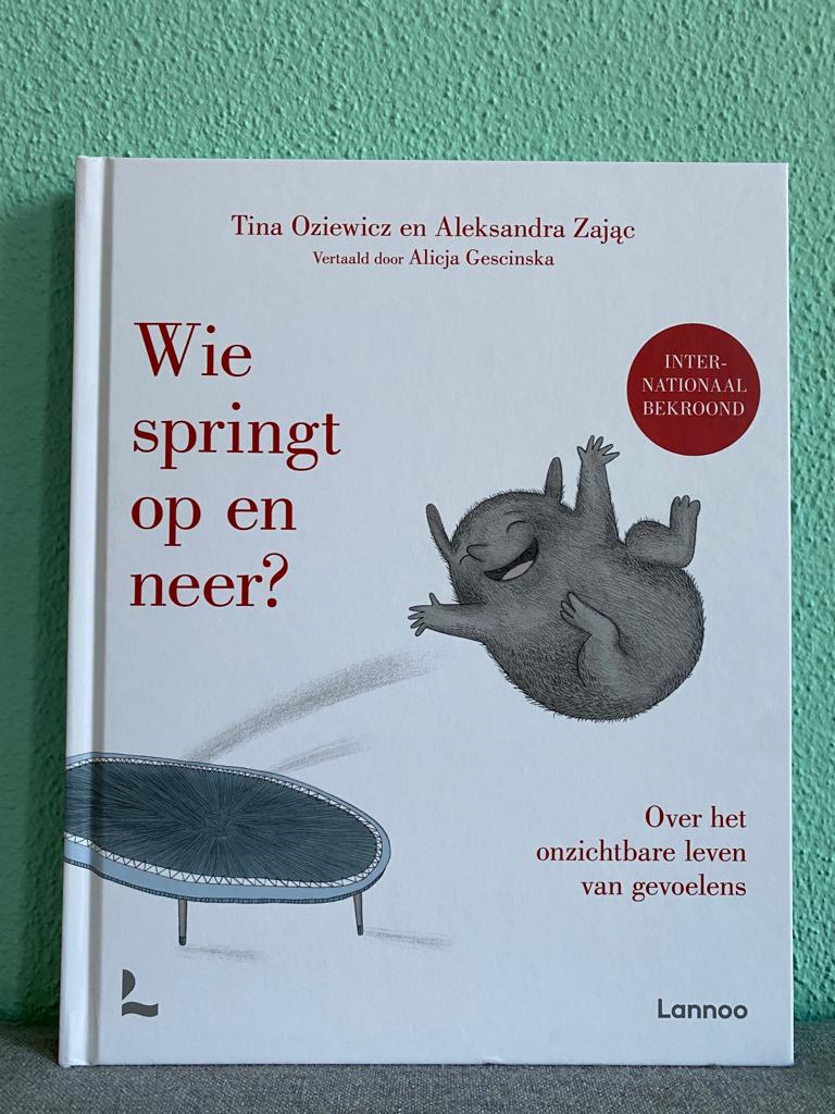 Wie springt op en neer? hoofd