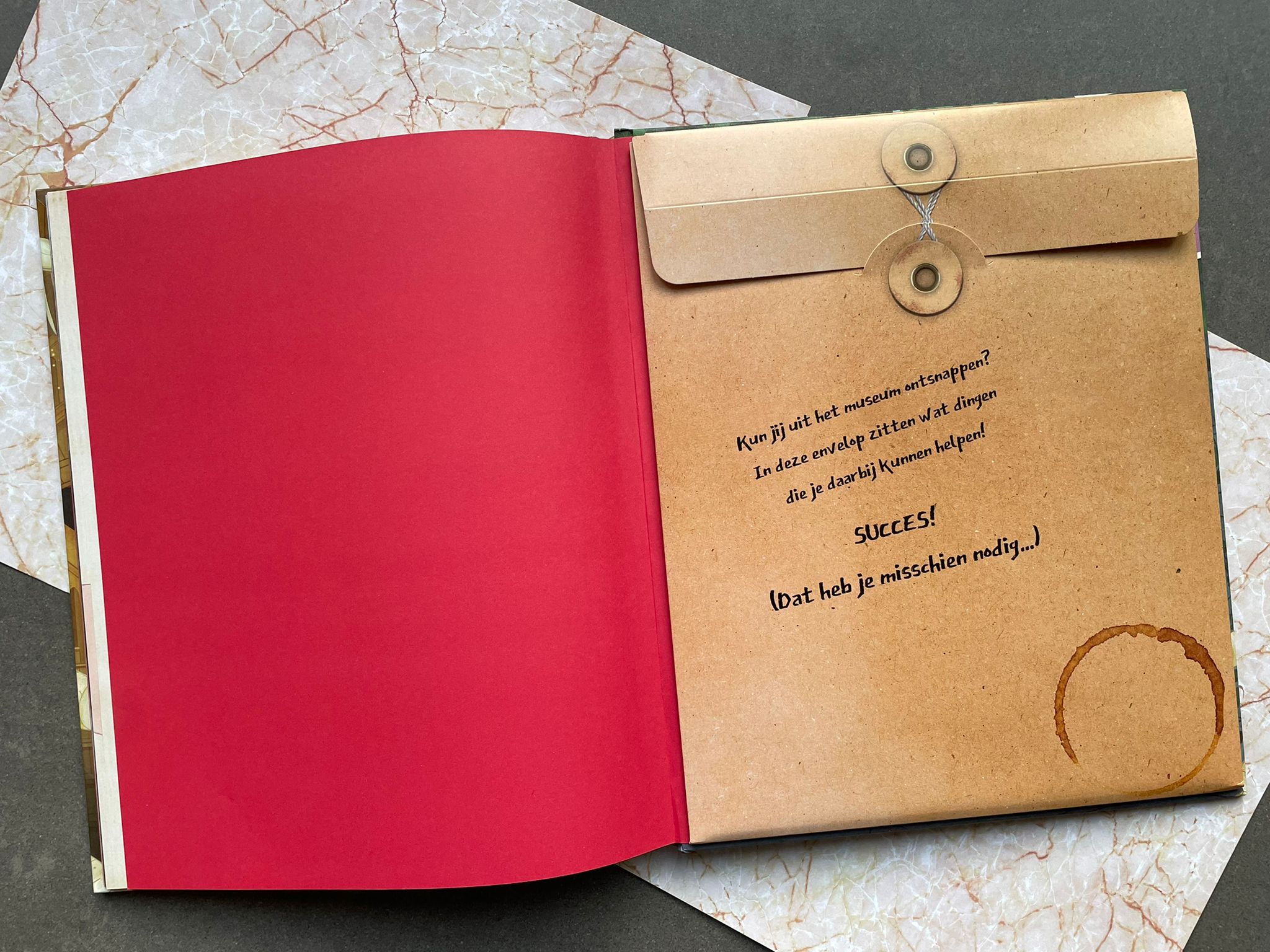 envelop met aanwijzingen