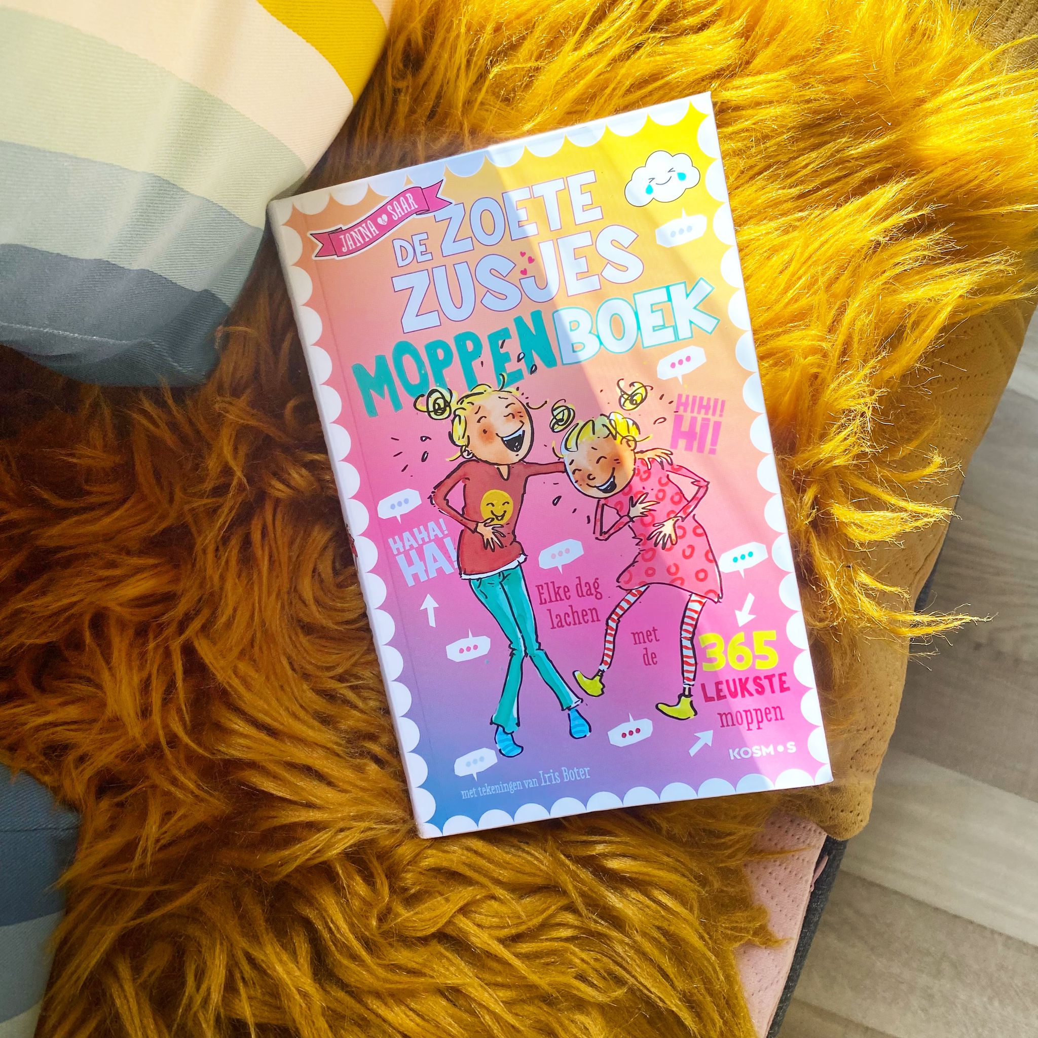 De Zoete zusjes moppenboek