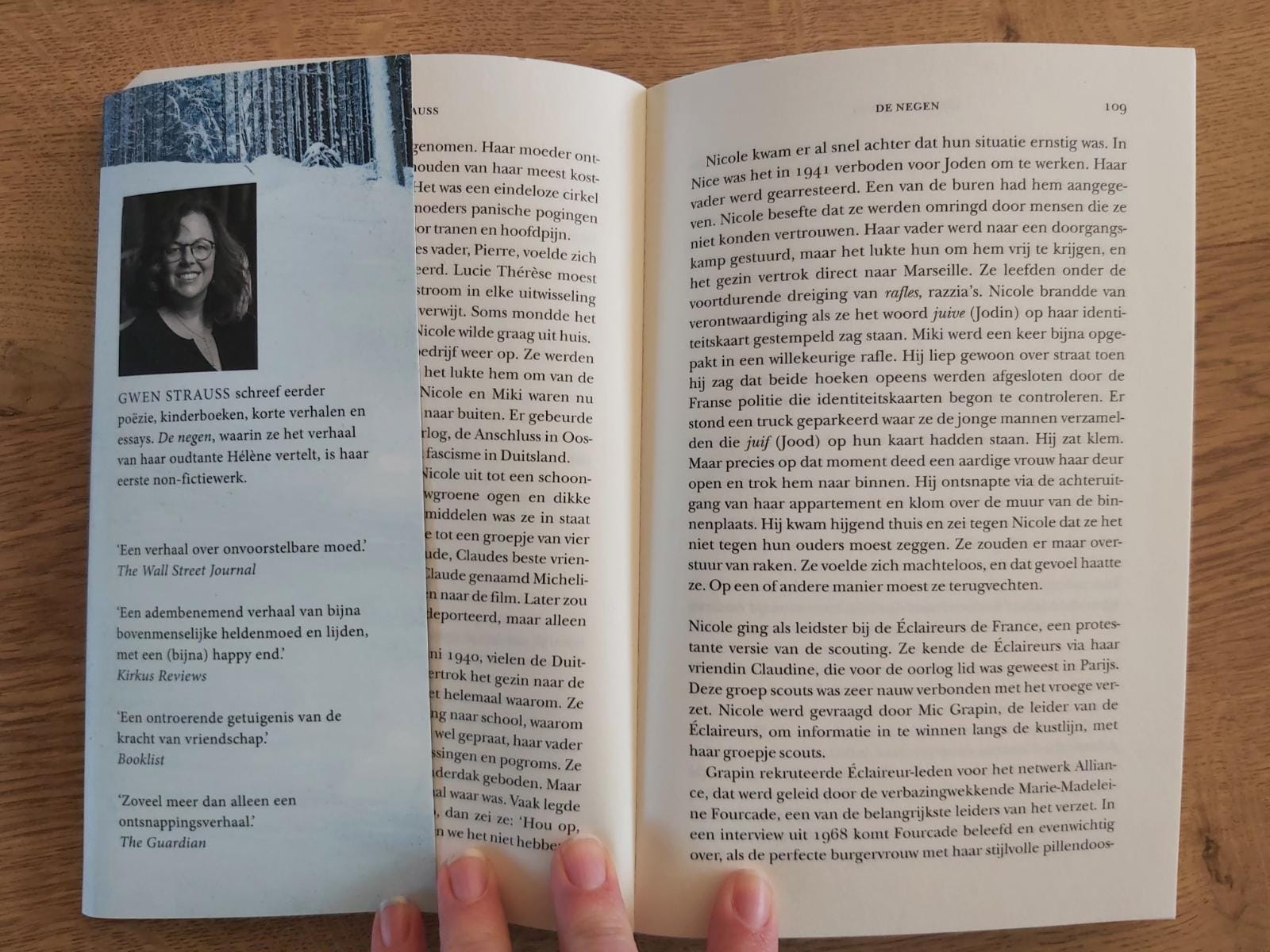 De negen schrijfster