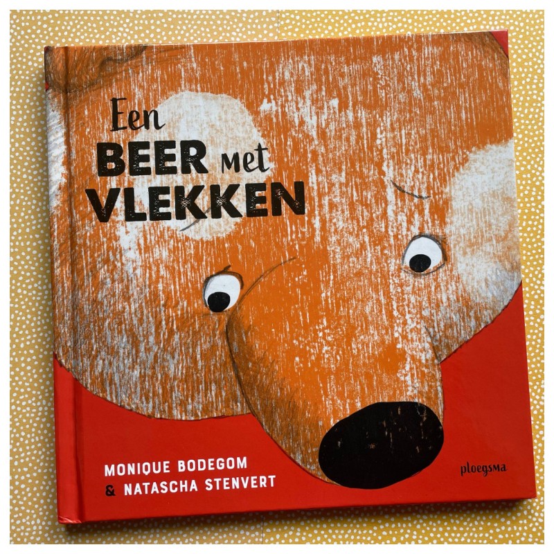 hoofd een beer met vlekken