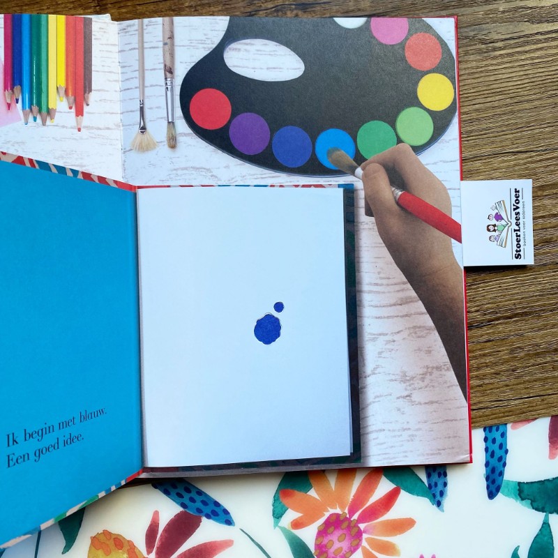 Kleuren, kleuren, overal kleuren is een bijzonder kartonboek met flapjes