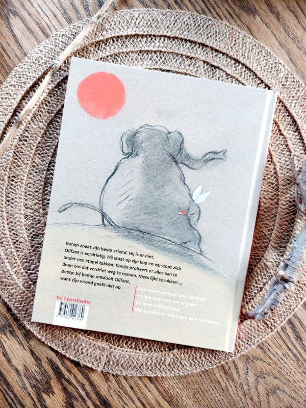 Olifant ondersteboven
