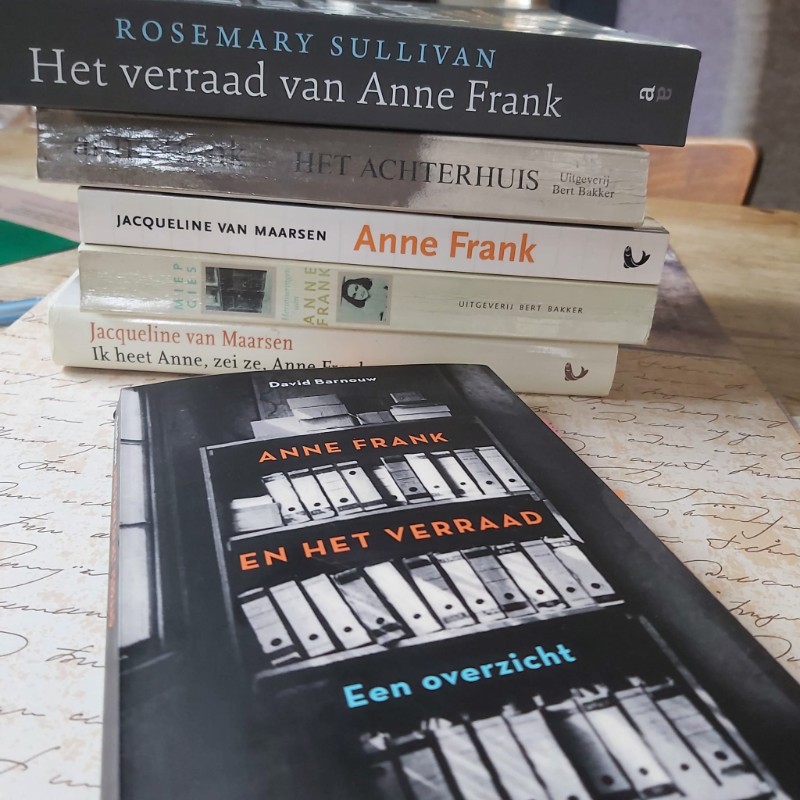 Anne Frank en het verraad plus extra diverse boeken van Anne Frank