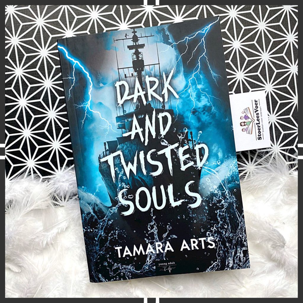 Dark and Twisted Souls tamara arts a horror voorkant cover kader