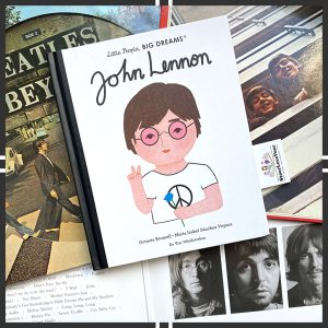 John Lennon little people big dreams vegara bromell prentenboek voorkant cover kader